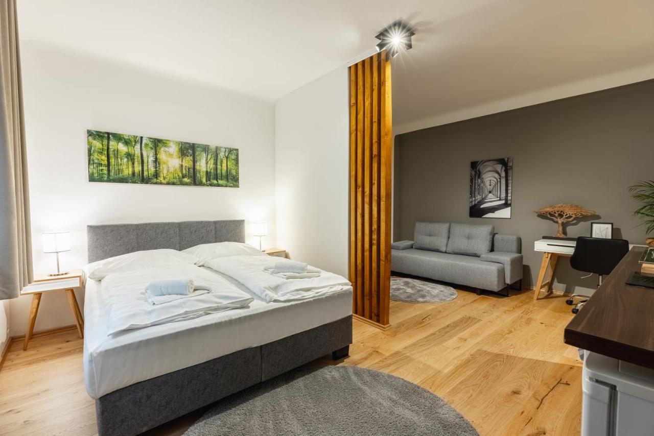 Cozy Studio Apartment Located In Vienna'S Vibrant City Center ภายนอก รูปภาพ
