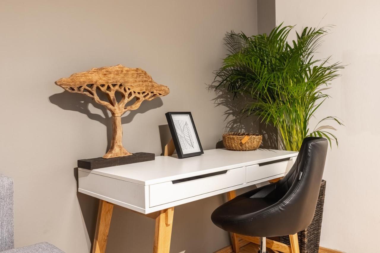 Cozy Studio Apartment Located In Vienna'S Vibrant City Center ภายนอก รูปภาพ
